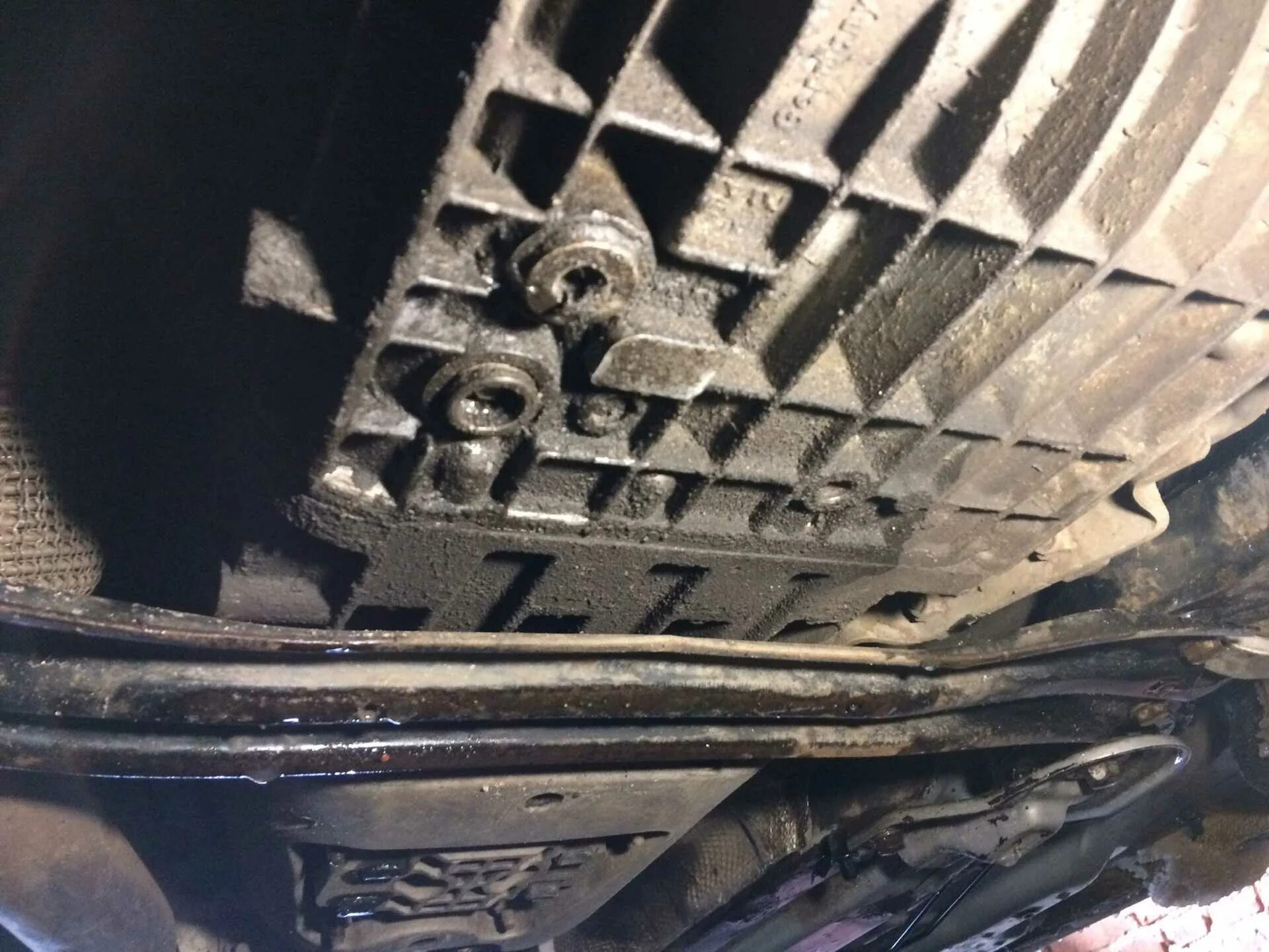 Масло акпп вариатор ауди 6 2008 год. Замена масла в вариаторе ауди а4. Масло вариатор ауди а4 b6. 4. Замена масла в вариаторе ауди а4.