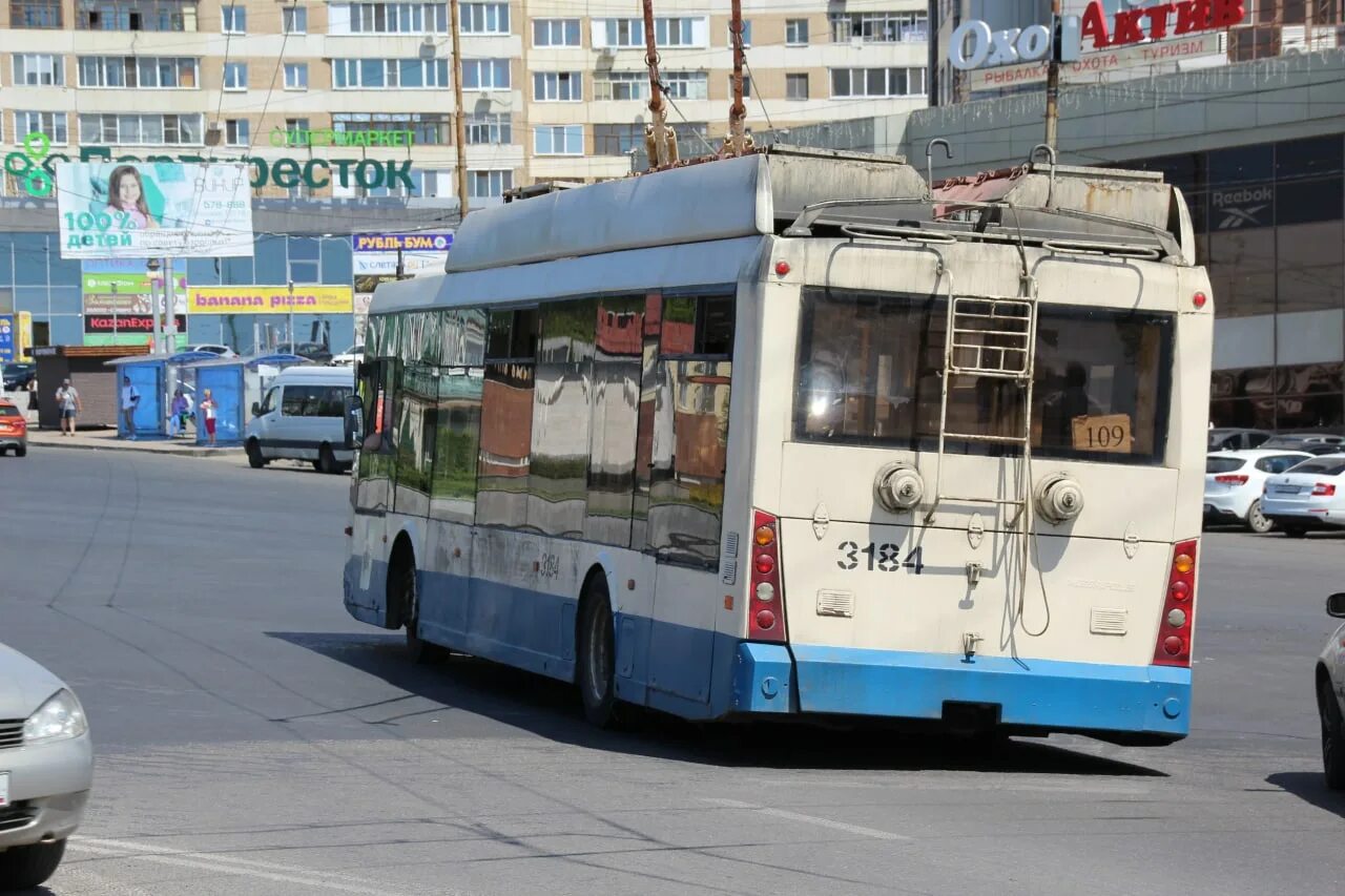 Троллейбус 3 саратов сегодня. Троллейбус 109 Саратов Энгельс. 2307 Троллейбус Саратов. Троллейбус 1293 Саратов. Троллейбус 1297 Саратов.