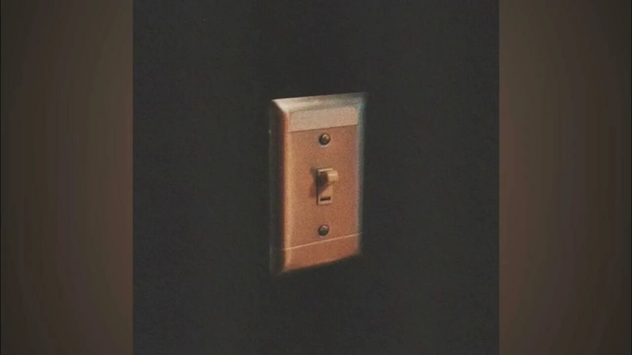Charlie puth switch. Чарли пут light switch. charlie puth light switch обложка. 6 light switch charlie puth.