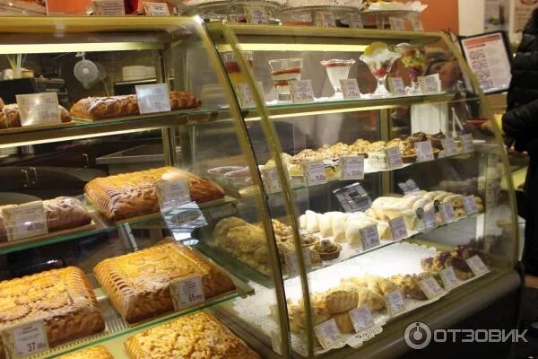 Моздок пироговый дворик. Пирожные пироговый дворик. пироговый дворик пироги. кондитерская ривьера. пироговый дворик сочи.