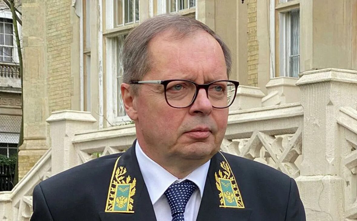 Послы не явились в мид. Послы не явились в мид