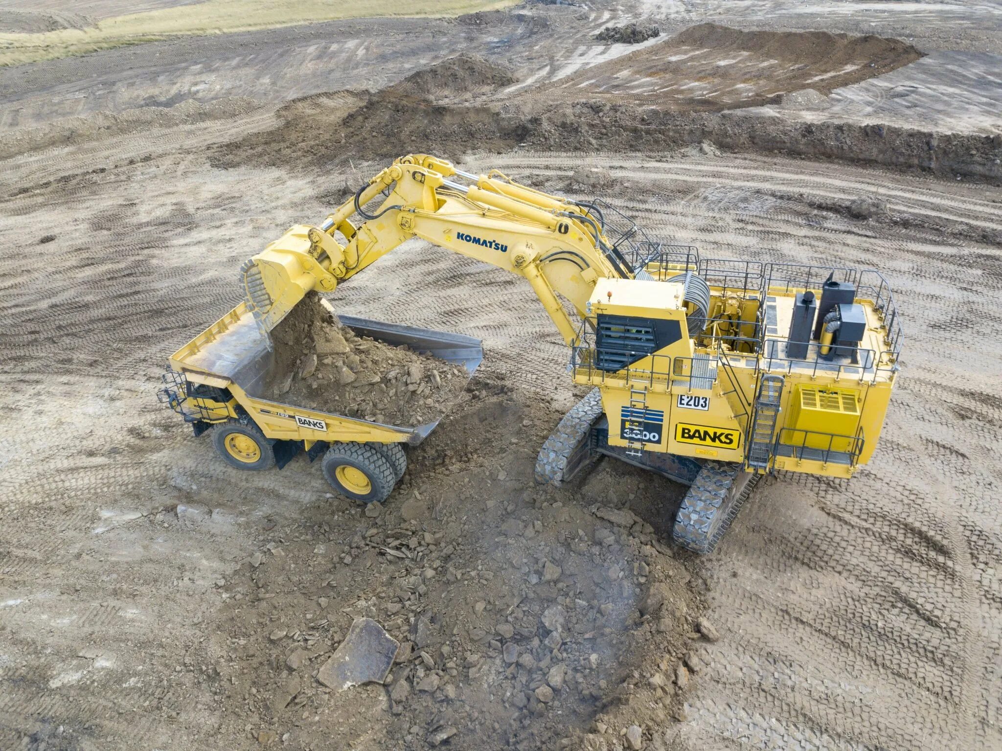 Экскаватор 3000. Komatsu pc3000-6. Komatsu 3000. Коматсу ПС 3000. Экскаватор Komatsu 3000.