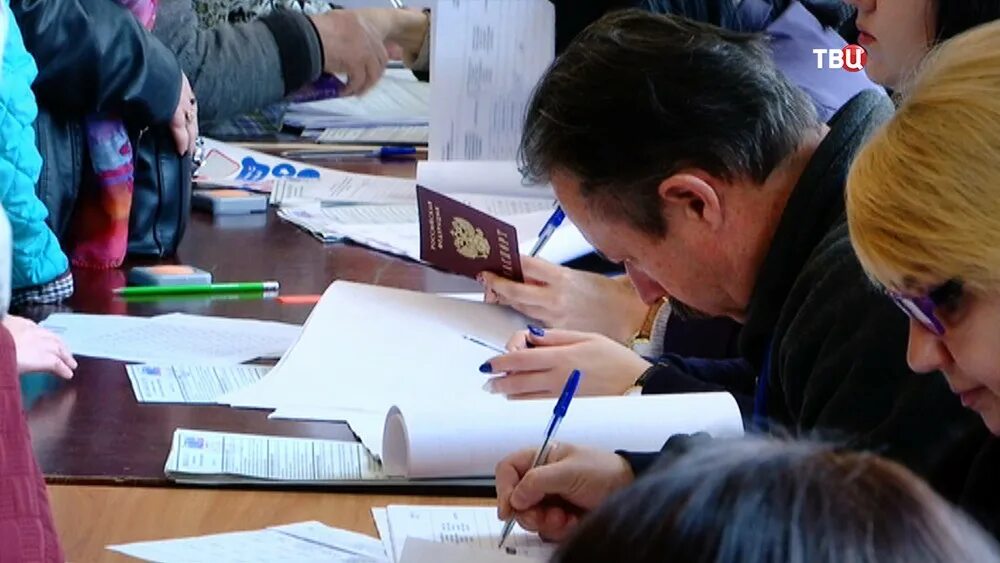 Итоги выборов в крыму. Выборы в крыму. выборы президента крым наблюдатели. участки где проводят выборы севастополь.