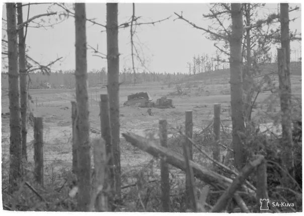 Осень 1944 года. Озеро Ниетъярви. Осень 1944. Лето и осень 1944. Гранитные тропы линии u. Питкяранта.