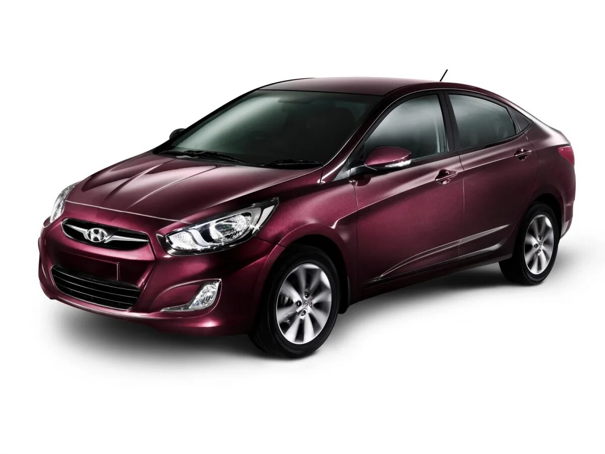 Купить недорого солярис. Hyundai Solaris 2010 седан. Hyundai Solaris 2011. Hyundai Solaris 4dr. Хендай Солярис 2010 года Вишневая.