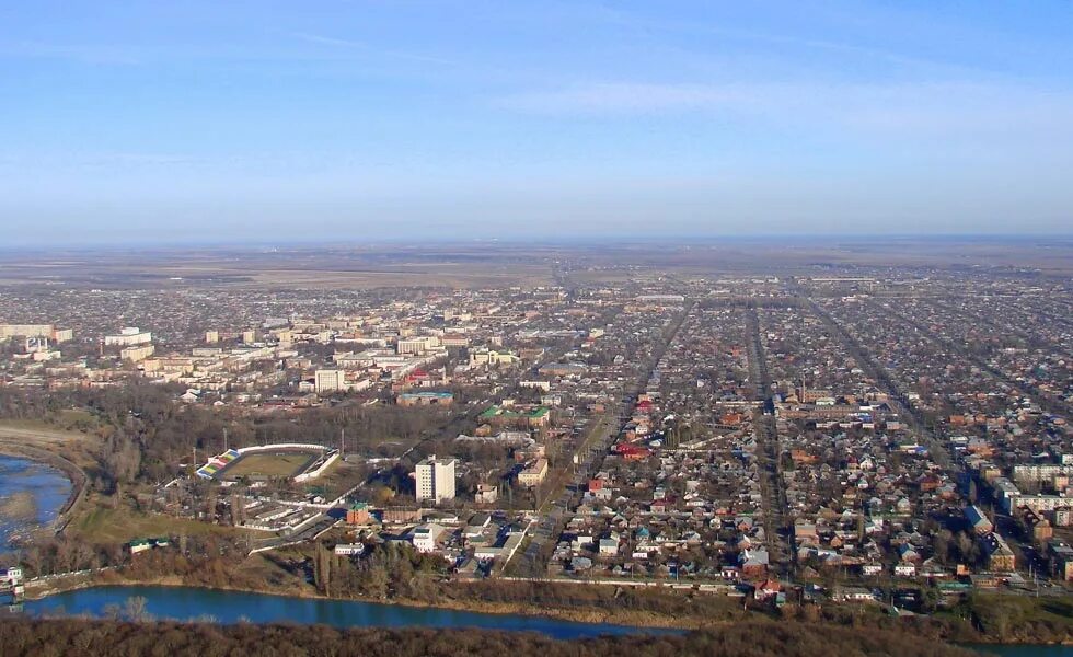 В каком городе находится майкоп. Адыгея город майкоп. республика адыгея столица майкоп с птичьего полета. гор майкоп краснодарского края. республика адыгея столица майкоп вид сверху.