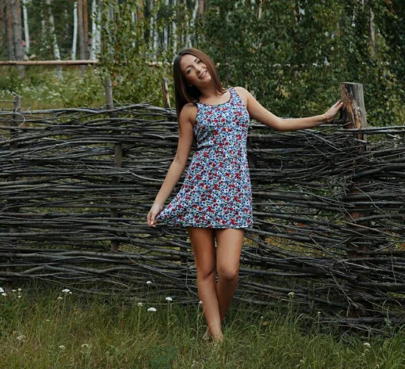 Провинциальные девушки. Деревенские девушки фото из соцсетей. Колхозная баба. Деревенские девушки. Деревенские девушки фото из соцсетей.