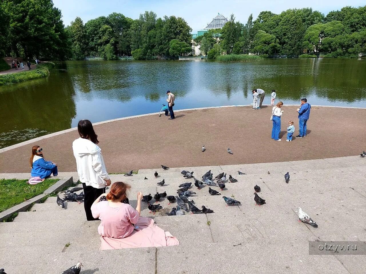 1 июня спб. Санкт-Петербург в июне. Питер июнь 2022. Санкт-Петербург прогуливающиеся. Мы в Питере.