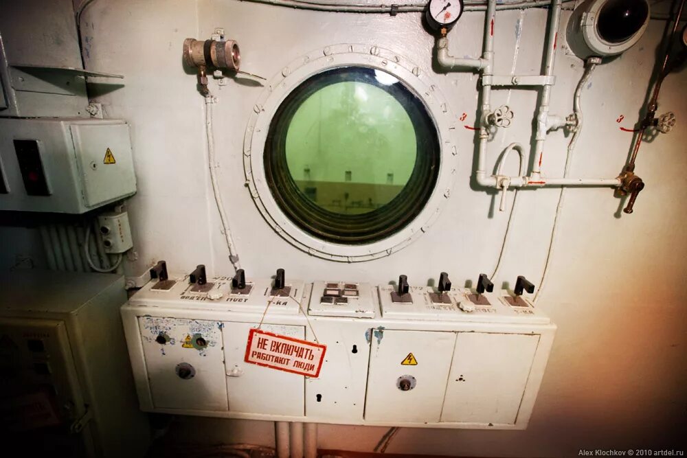 подводный реактор. реакторный отсек 971м. ядерный реактор подлодки. внутри реакторного отсека апл. ядерный реактор к 19.
