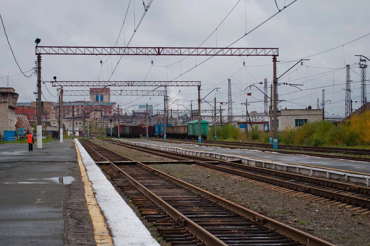 станция калийная березники. березники пермский край жд вокзал. жд вокзал березники. железнодорожный вокзал березники пермский край. жд станция березники пермский край.