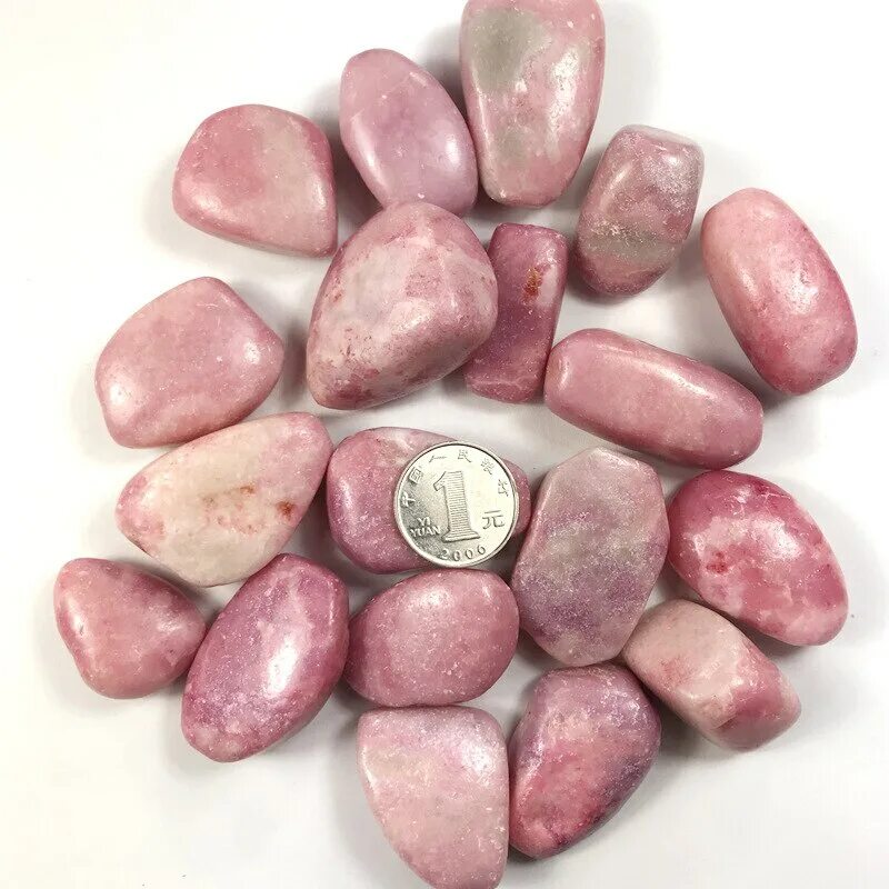 Pink Opal камень. Розовый Ангелит камень. Розовые камни натуральные. Розовый опал натуральный.