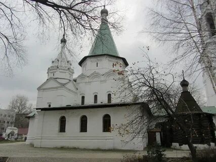 Храм троицы в голенищеве