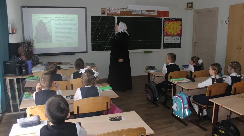 Частная георгиевская православная гимназия. Частная георгиевская православная гимназия. Свято-георгиевская православная школа ростов-на-дону. Ростовская-на-дону епархия ороик. Свято георгиевская школа ростов на дону.