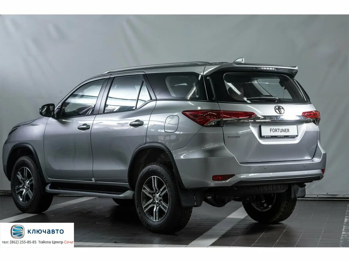 тойота фортунер 2017 года. новый джип тойота фортунер. тойота фортунер 2017 серый. новый тойота фортунер 2020. тойота фортунер 2020.