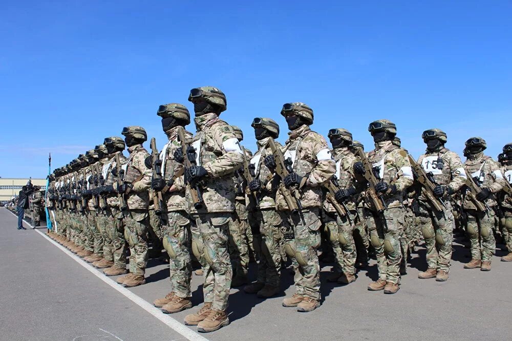 Военная форма казахстана. Казахские войска. Военные силы казахстана. Армия казахстана парад. Казахская армия.