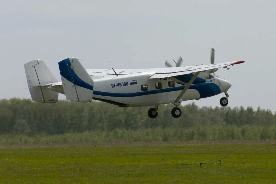 Антонов ан-28. Ан-28 пассажирский самолёт. Шасси самолёта ан-28. Антонов ан-28. Ан-28.