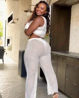 I refuse to let Summer go. plus it’s still hot af in Texas 🤷 🏾 ♀ by brian...
