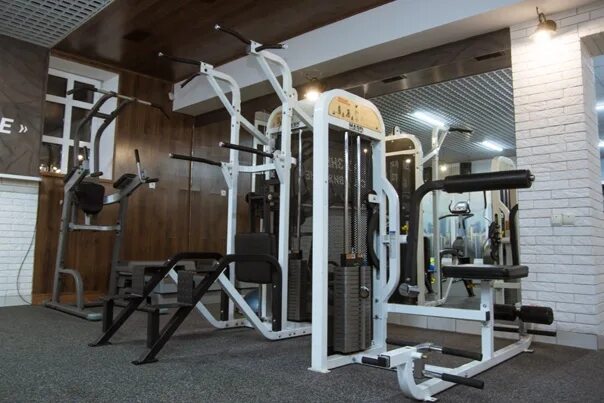 Тренажерный зал ерино. Фитнес унеча клуб. Фитнес клуб новый уренгой. Открылся новый тренажерный зал на маерчака, 57. Тренажерный зал дельта новый уренгой.