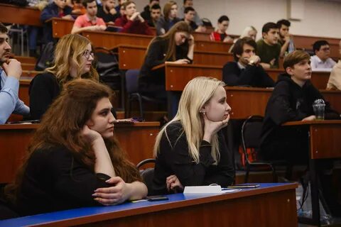 Поступить на журналиста после 11 класса