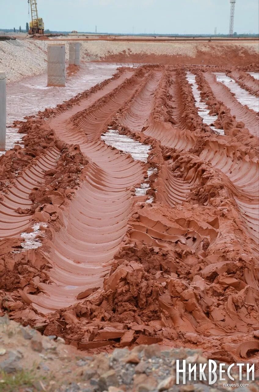 Николаевский глиноземный завод. Против глиноземного завода. Против глиноземного завода. Шламохранилище каменск-уральский. Николаевский глинозёмный завод (нгз) поезд.