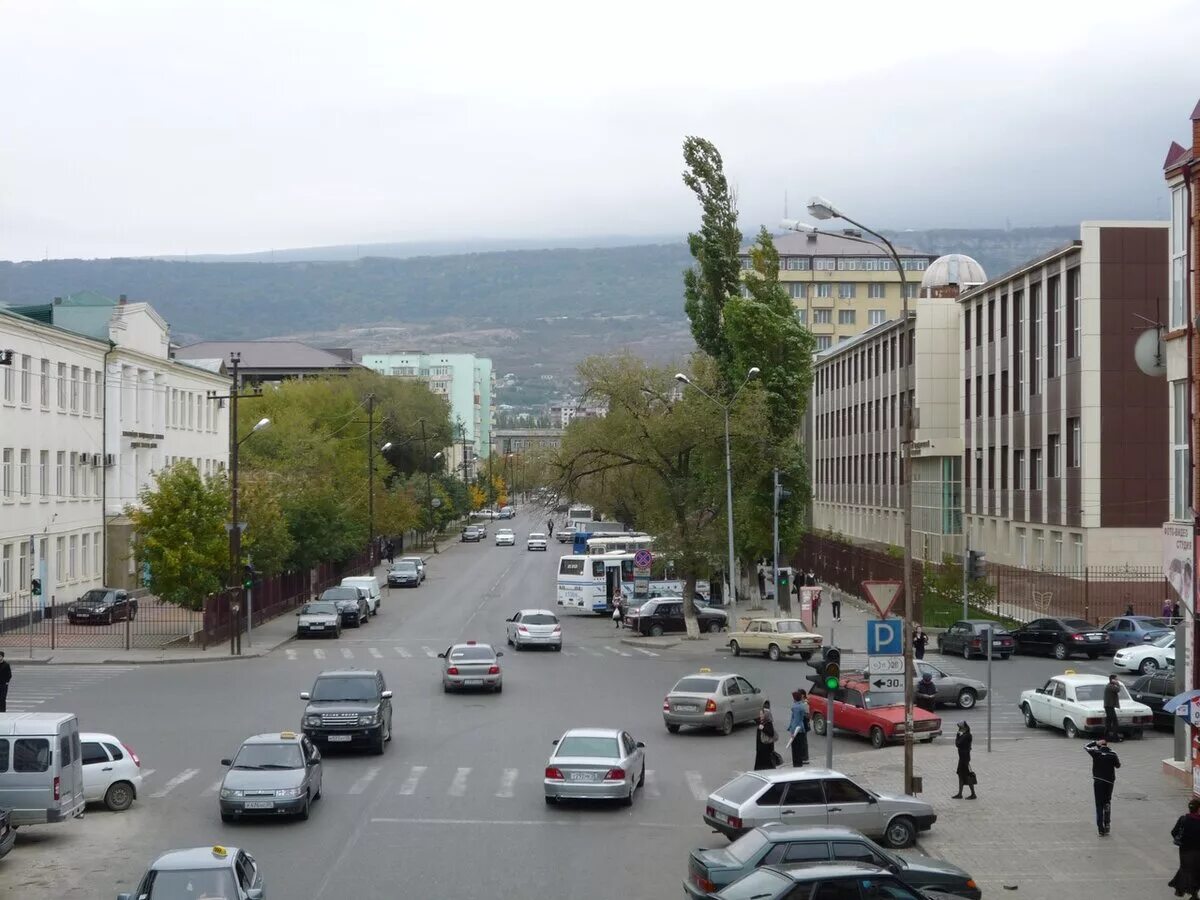 парк кирова махачкала. махачкала улица гамидова парк. улица кирова махачкала. махачкала проспект кирова. тарки тау махачкала 1980.