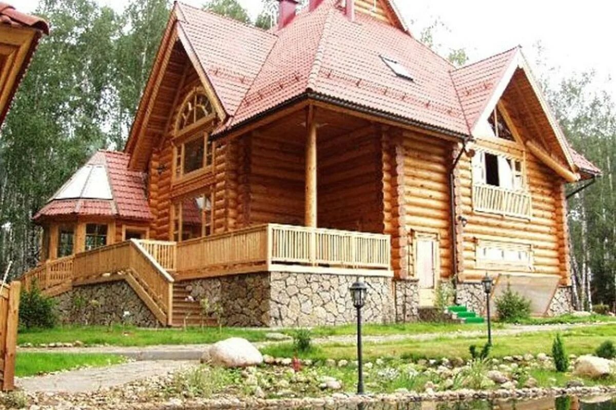 Продается деревянный дом. Деревянный дом. красивые деревянные дома. деревянные постройки. красивые деревянные срубы.