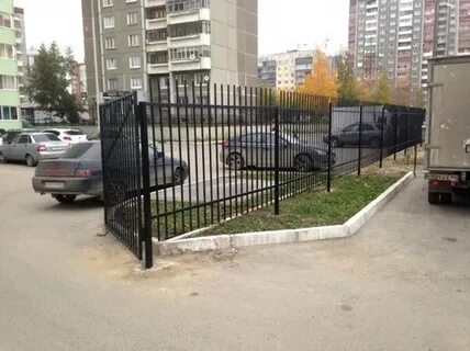 Ограждение многоквартирного дома
