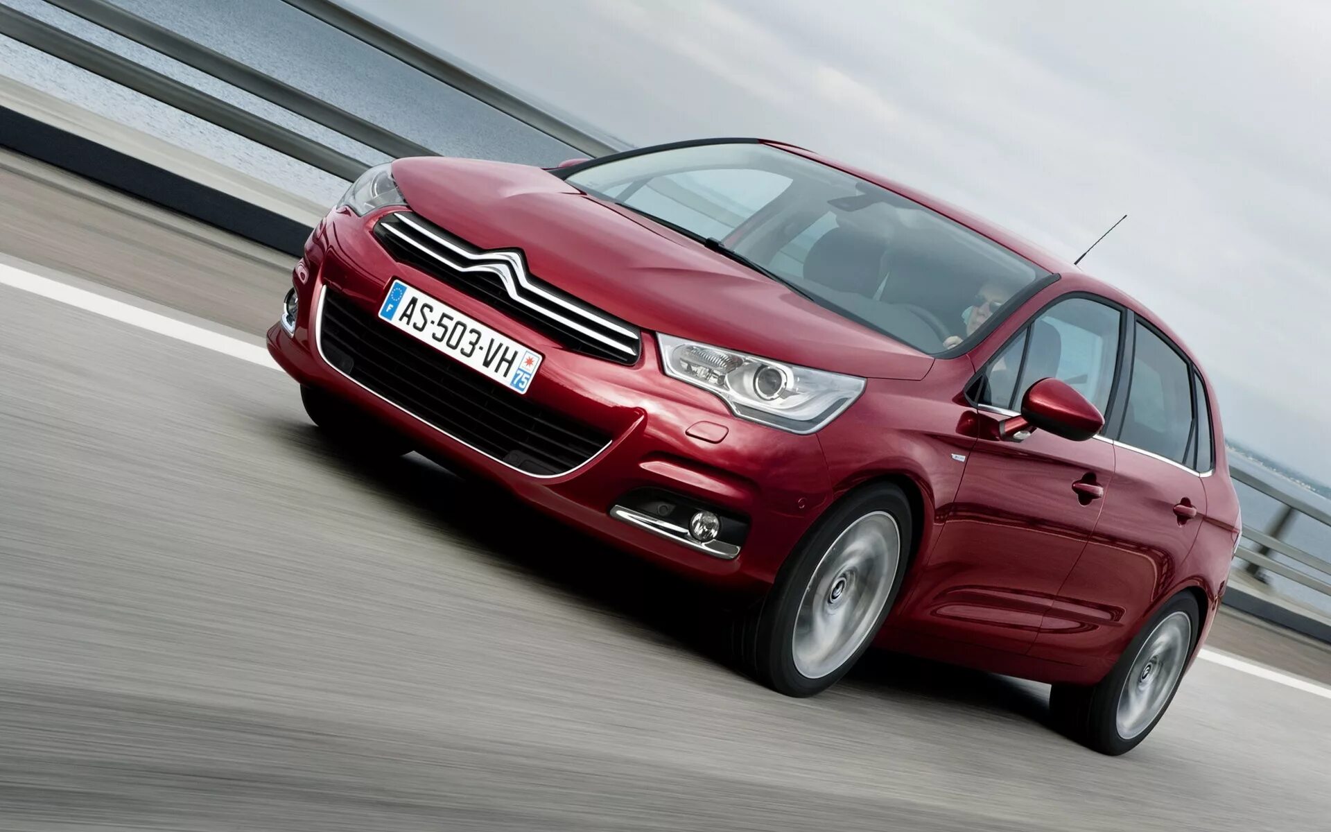 Ситроен фирма. Citroen ds4 2022. Ситроен фирма. Ситроен ц1. Ds3 машина.
