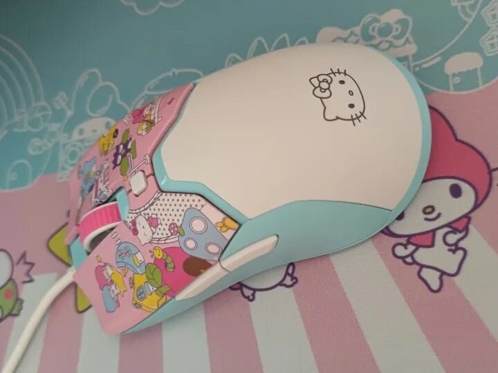 Razer x hello kitty. Рейзер хелло китти. razer sanrio hello kitty. razer viper mini hello kitty. razer viper mini sanrio hello kitty.
