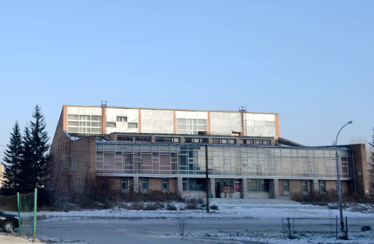 Гимназия краснообская новосибирск. Краснообская школа номер 2. Гимназия краснообск. Гимназия краснообская эмблема. Лицеисты новосибирского лицея 13 краснообск.