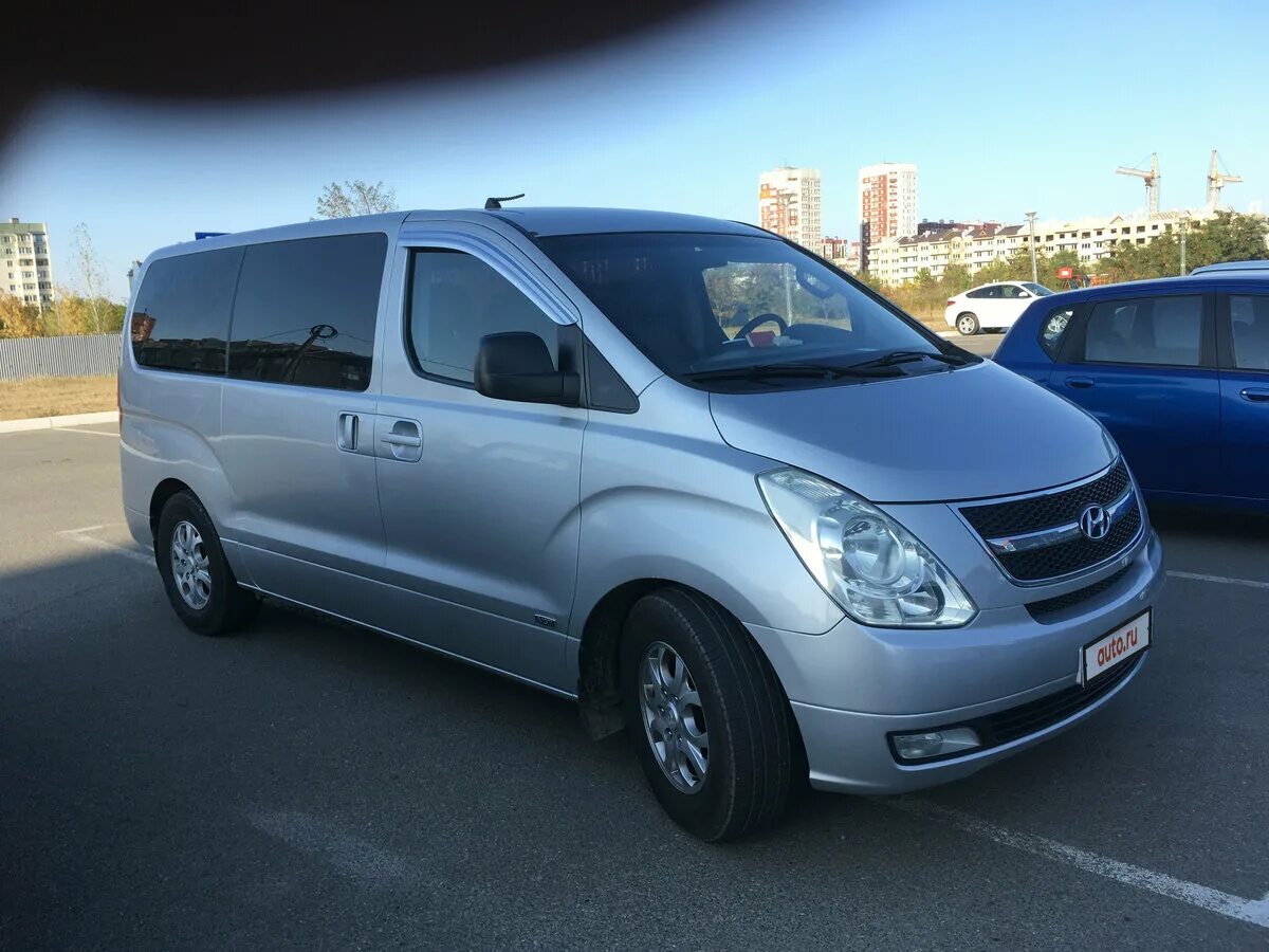 Гранд старекс купить в москве. Hyundai Grand Starex 2. Hyundai Grand Starex i. Хендай Гранд Старекс 2009. Hyundai Grand Starex серебристый.