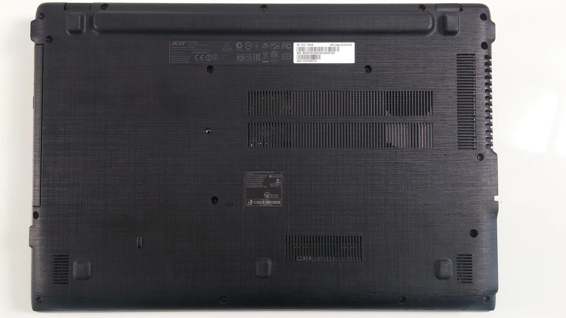 Acer Aspire e15 батарея. Ноутбук Acer Aspire e 15. Acer Aspire e5-573. Acer Aspire 3 снизу.