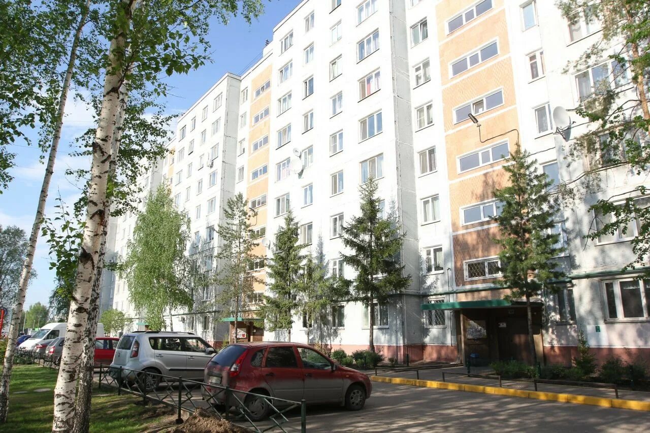 Салон красоты на адоратского. Адоратского 19 казань. Адоратского 6 детская поликлиника казань. Ул адоратского 19 казань. Ул адоратского казань.