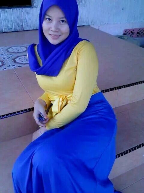 Stw binal. Linda montok. Jilboobs semok. Cerita lucah. Индонезийки в хиджабе.