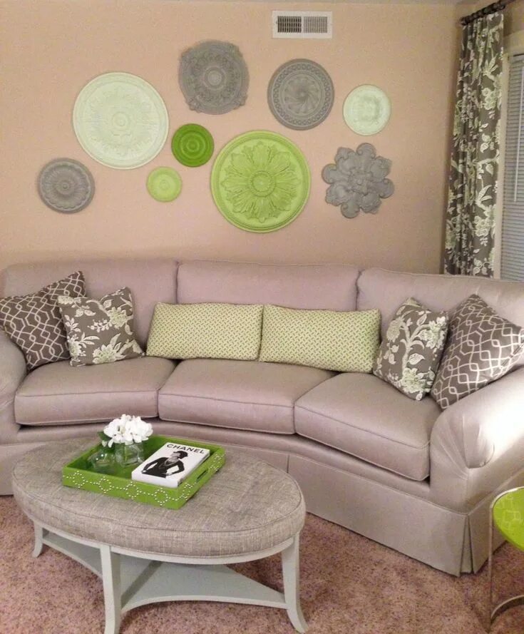 13+ Inspiring DIY Family Photos Display Ideas For Apartment Decor Rumah, Dinding