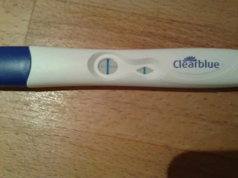 Инструкция теста на беременность клеар блю. Тест на беременность Clearblue. Тест на беременность клеар Блю. Тест клеарблю на беременность. Положительный тест Clearblue струйный.