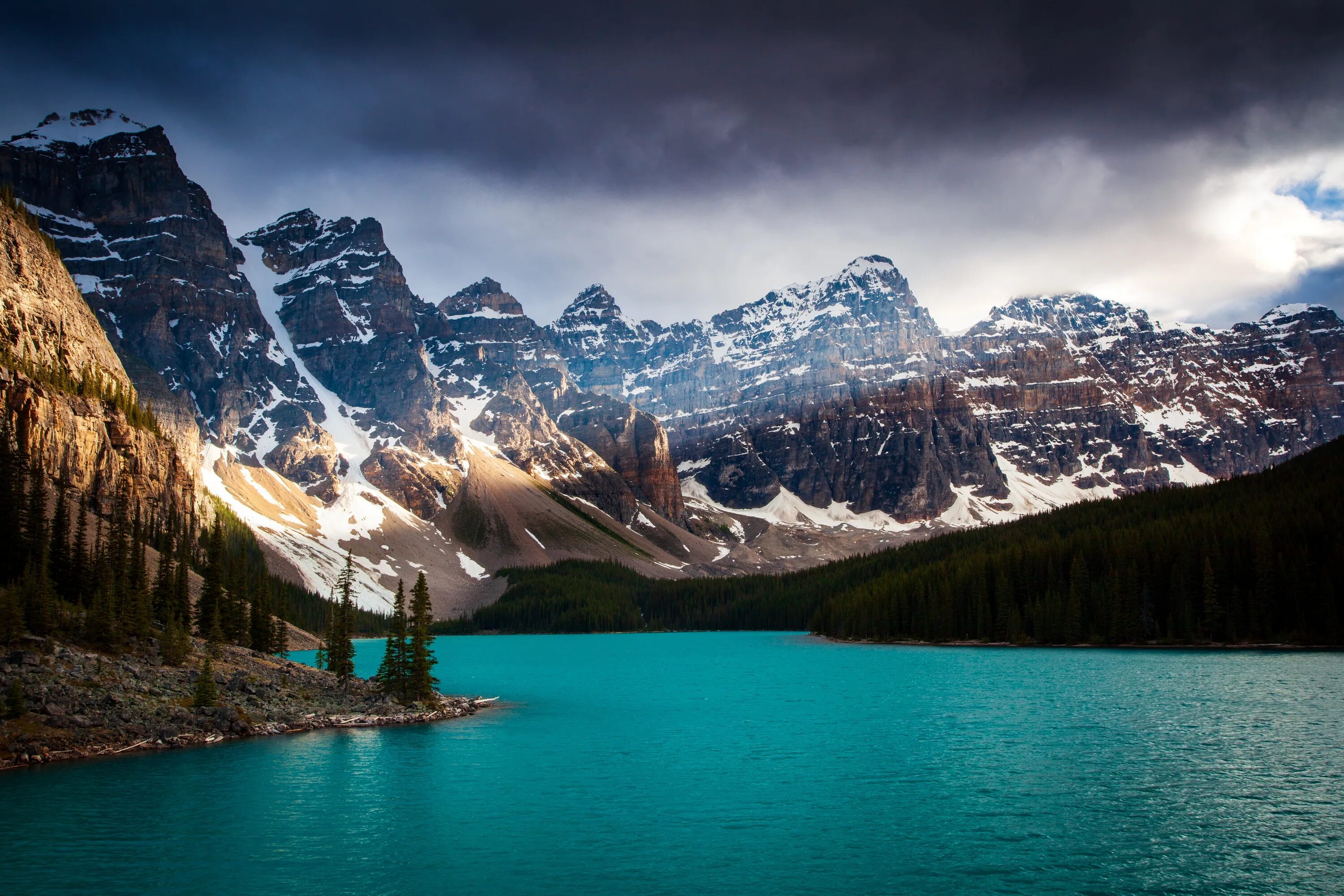 Формат 5 5 jpg. Морейн. Moraine Lake Canada. Озеро в горах. Красивые горы.