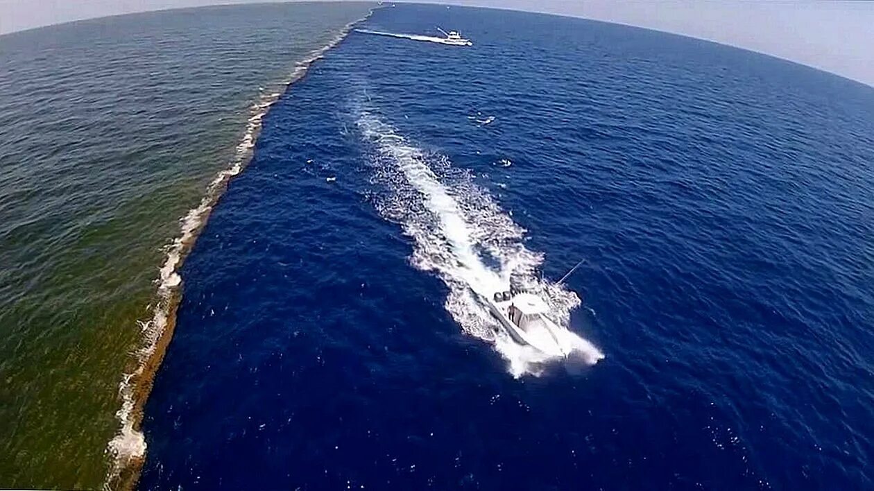 Почему видео тихое. Северное и Балтийское море. Карибское море Атлантический океан. Аляскинский залив встречаются два океана.