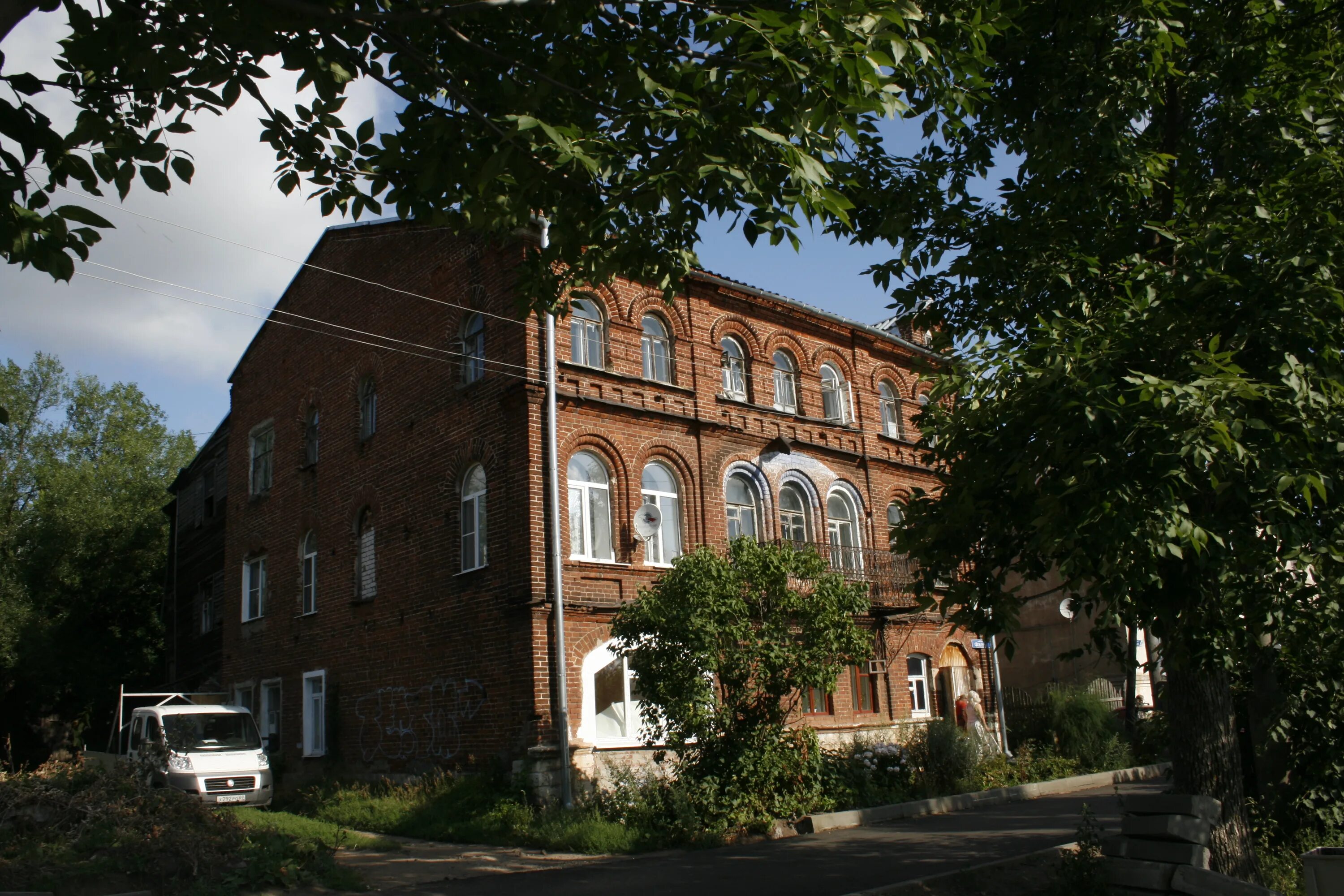 Большой кимры. Старинные//дома/в/городе/кимры. Торговые ряды г кимры. Дом купца теплова кимры. Большой кимры.