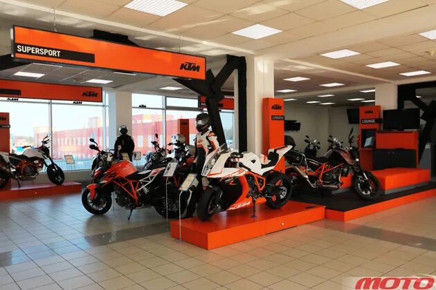 мотосалон байкленд в москве. байк ленд мотосалон спб. байк ленд москва. байк ленд москва. мотосалон байкленд в москве.