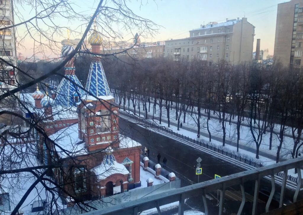 Ул. Серпуховский вал, 18/28. Москва, ул. Серпуховский вал, 28. Улица Серпуховский вал, 28. О доме 18\28 Серпуховской вал. Серпуховской вал 28