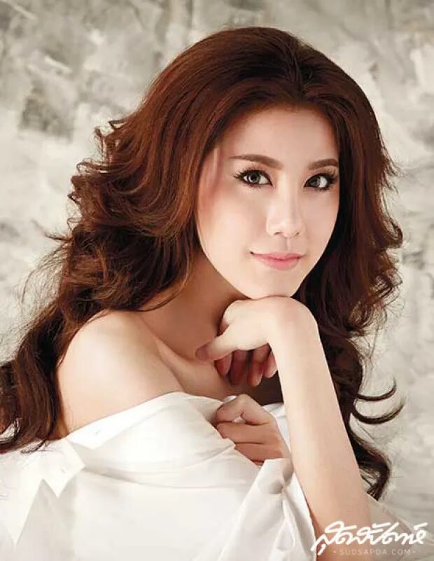 Эстер суприлила таиландская актриса. Эстер тайская актриса фильмография. Эстер суприлила. Самые красивые актрисы тайланда. Эстер суприлида.