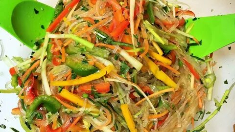 Вкусная фунчоза с овощами
