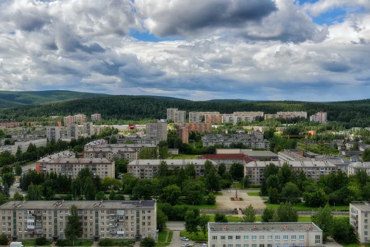 Типичная свердловская область. Новоуральск. Новоуральск центр города. Новоуральск Свердловская область. Г Новоуральск Свердловская область закрытый город.