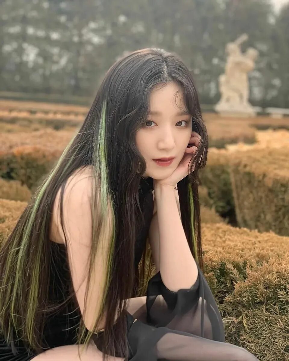 Шухуа g idle 2023. Факты о шухуа из gidle. Шухуа 2023. Шухуа кпоп. Минни 2023 из gidle.