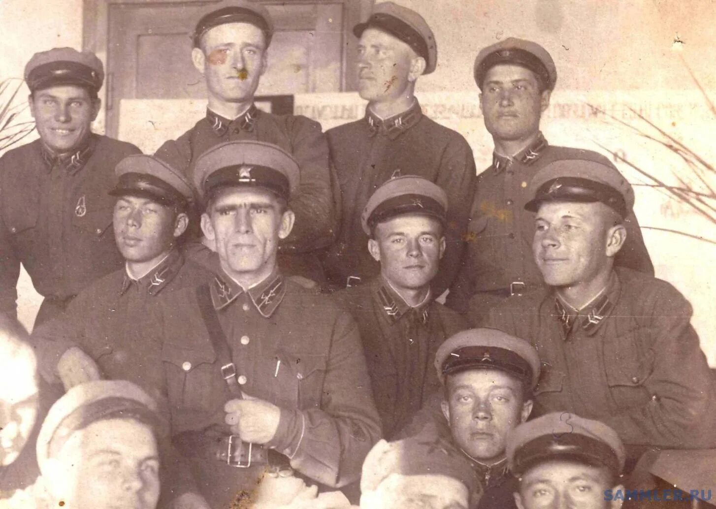 Сотрудница нквд. Сотрудники нквд 1937 год. Сотрудники нквд 1937 год юдин василий. Кожанка нквд. Нквд 1943.