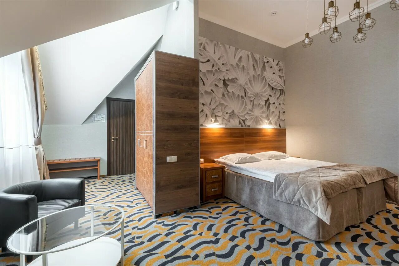 Hotel domik. отель матисов домик санкт петербург. отель матисов домик у новой голландии санкт-петербург. матисов дворик. гостиница матисов домик спб.