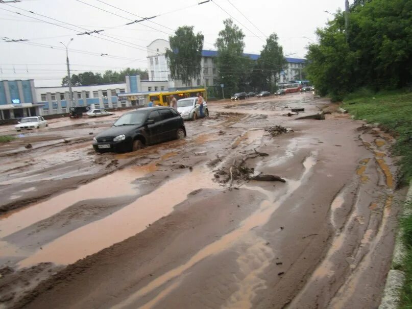 Тревога в ижевске сегодня. Допотопный Ижевск. Наводнение в Ижевске. Ижевск затопило. Ижевский потоп.