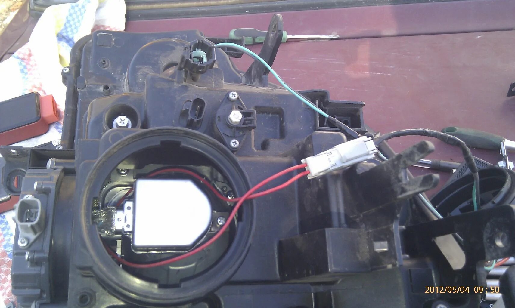 как снять фару ниссан т31