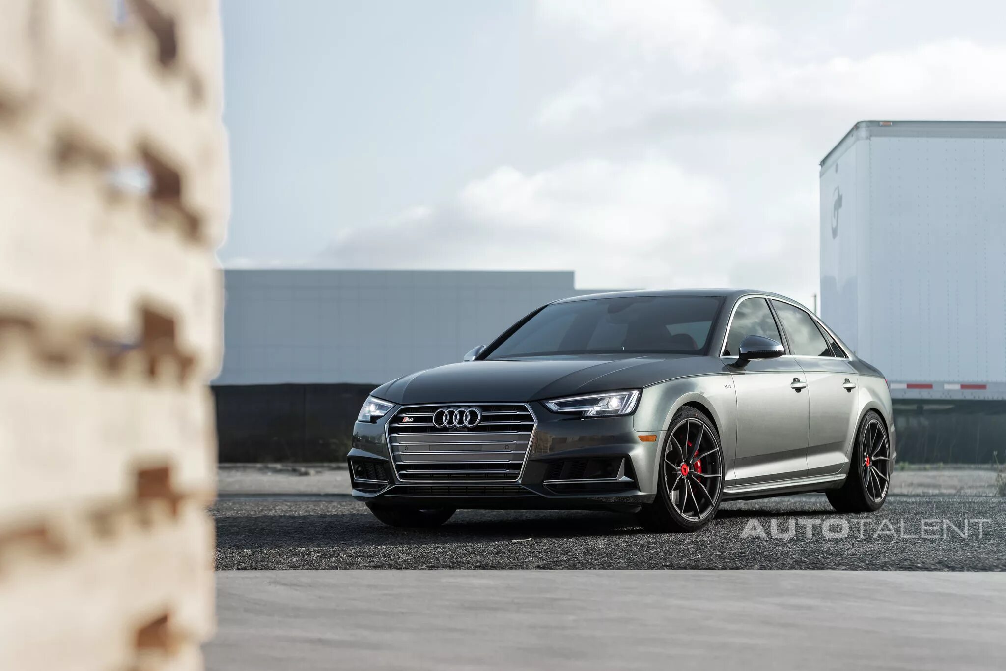 8b 9 b 3. Ауди s4 b9. Audi s4 b9 Grey. Audi rs4 b9 Vorsteiner Wheels. Audi a4 b9 диски.